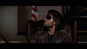   - / Escape from New York (1981) 4K HDR BD-Remux + Dolby Vision