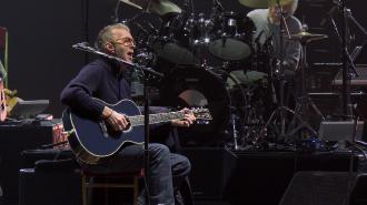  : ,    / Eric Clapton - Planes, Trains and Eric (2014) BDRip 720p